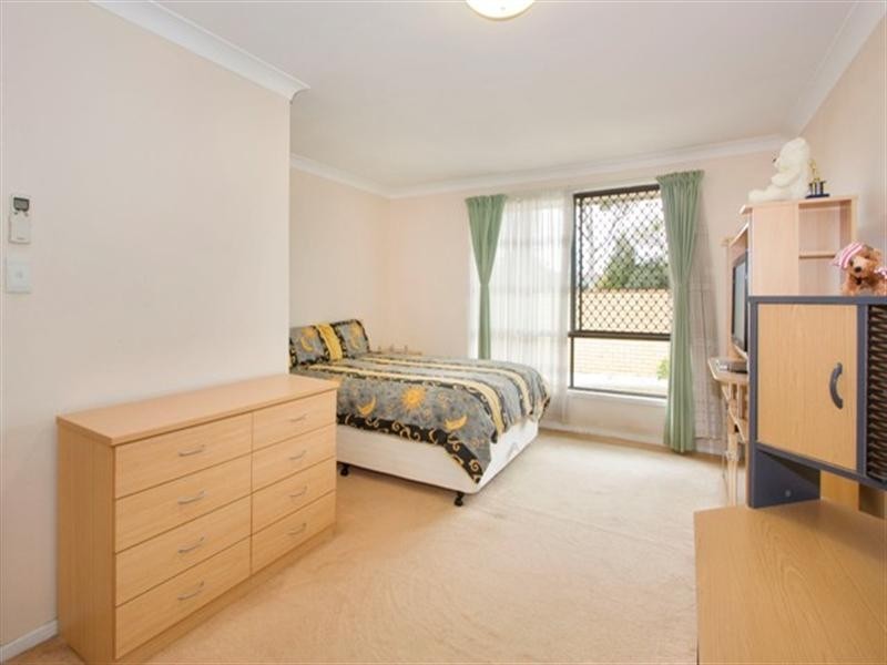 Broadbeach Waters QLD 4218