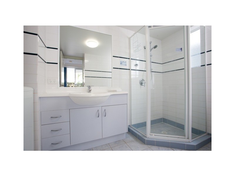 4 ”Santa Anne by the Sea”, 13 Anne Avenue, Broadbeach QLD 4218