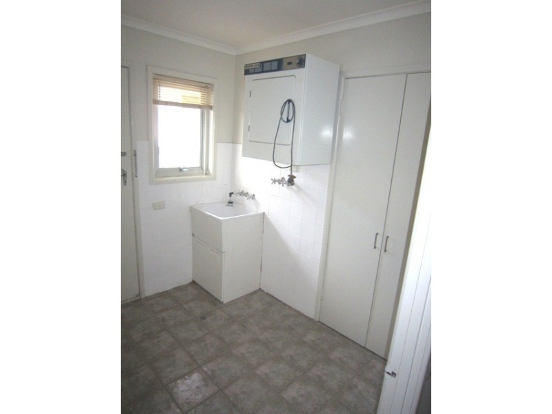 48 Sunshine Boulevard, Broadbeach Waters QLD 4218