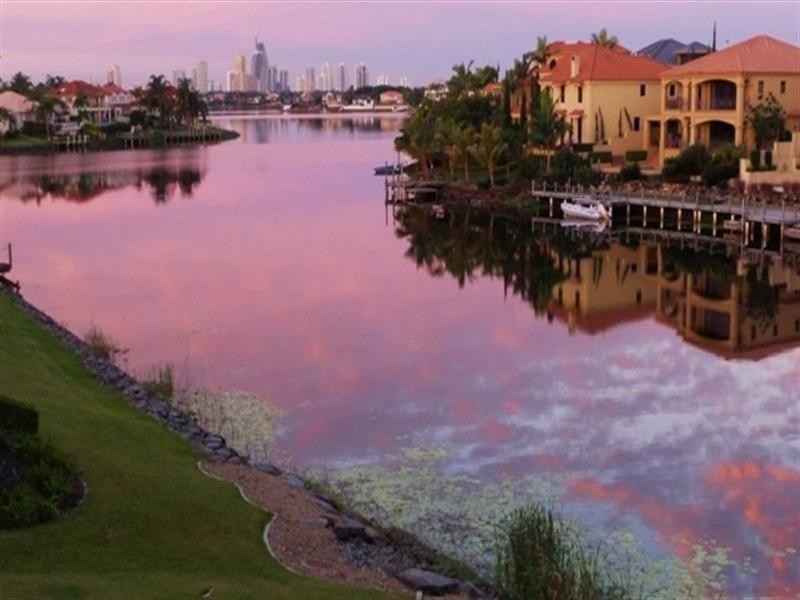 29 Istana View, Clear Island Waters QLD 4226