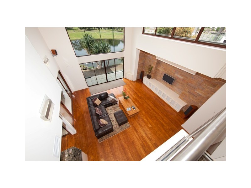 813 Legend Trail, Robina QLD 4226