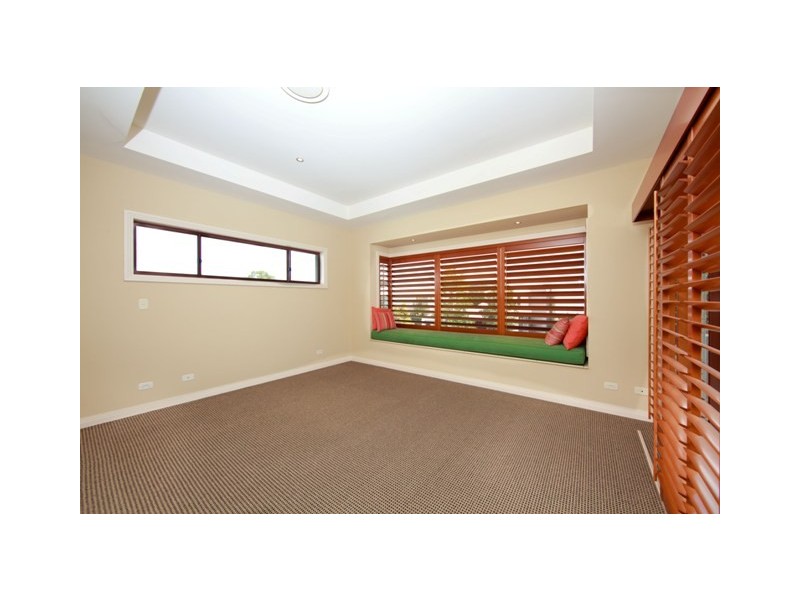 813 Legend Trail, Robina QLD 4226