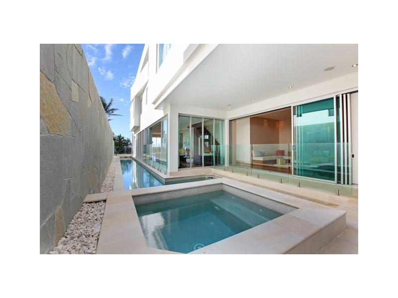 1/31 Albatross Avenue, Mermaid Beach QLD 4218