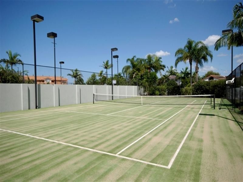 12 Portobello Drive, Mermaid Waters QLD 4218