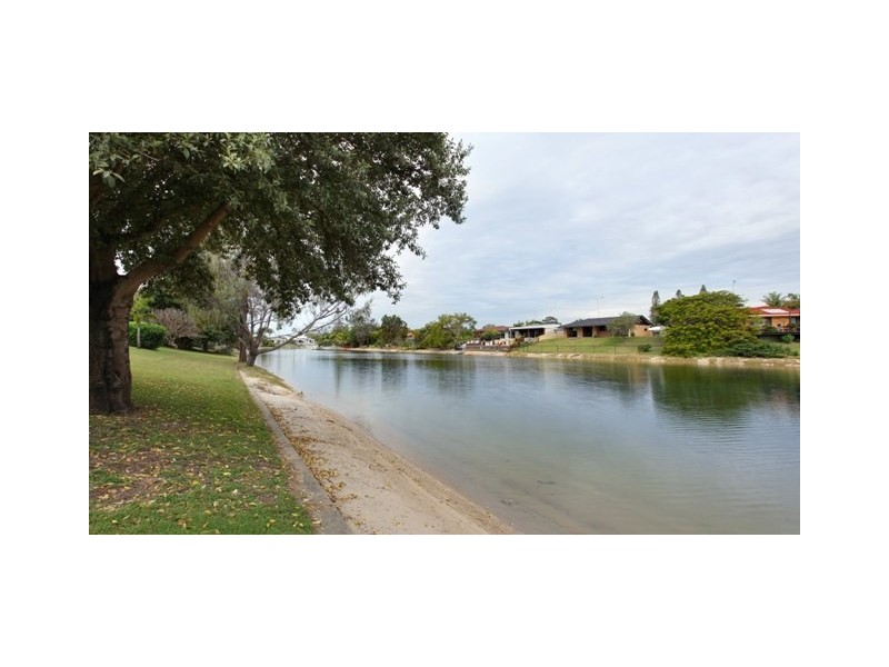 28 Driver Court, Mermaid Waters QLD 4218