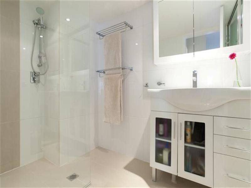 3 ‘Kybar’ 116 Petrel Avenue, Mermaid Beach QLD 4218