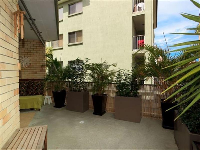 3 ‘Kybar’ 116 Petrel Avenue, Mermaid Beach QLD 4218