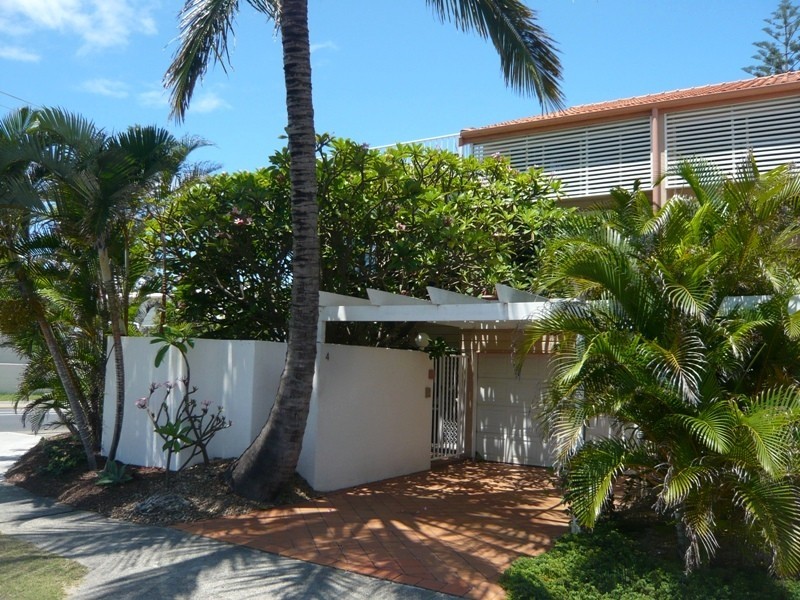 4A Ventura Road, Mermaid Beach QLD 4218