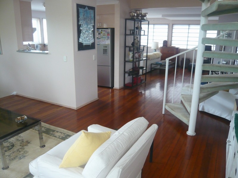 4A Ventura Road, Mermaid Beach QLD 4218