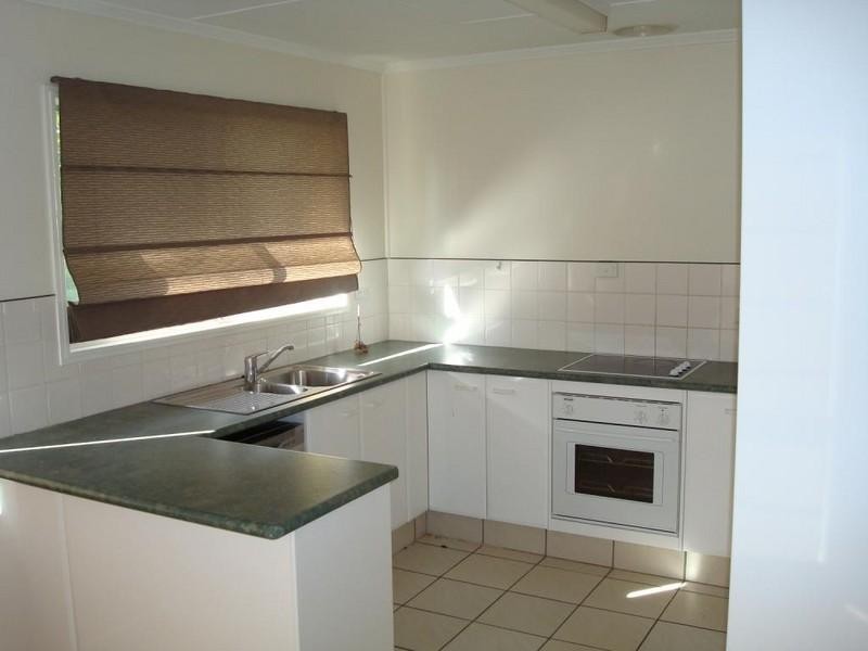 1 Coral Gables Key, Broadbeach Waters QLD 4218