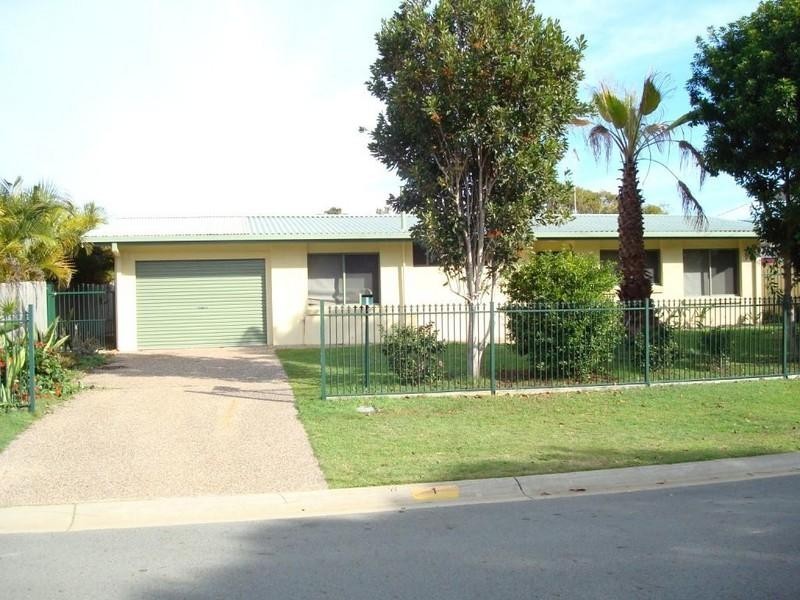 1 Coral Gables Key, Broadbeach Waters QLD 4218