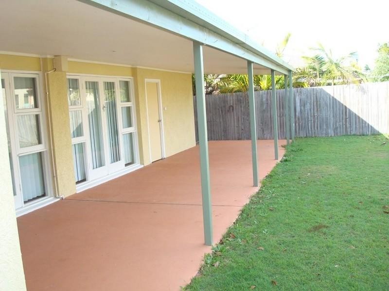 1 Coral Gables Key, Broadbeach Waters QLD 4218