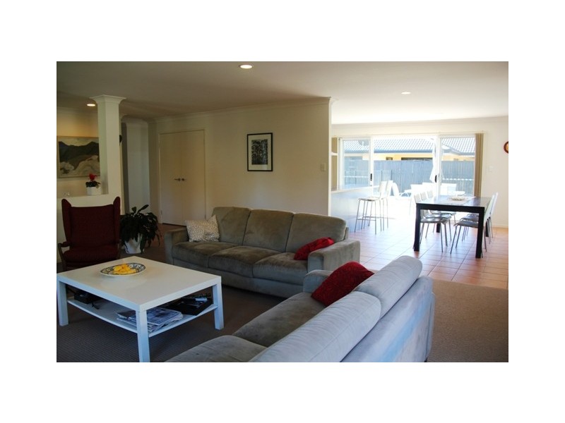 75 Seville Circuit, Burleigh Heads QLD 4220