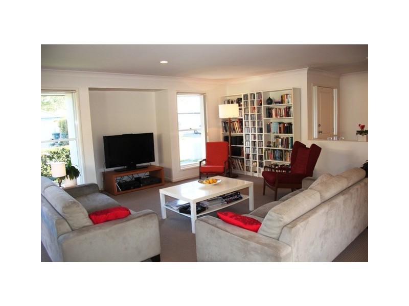 75 Seville Circuit, Burleigh Heads QLD 4220