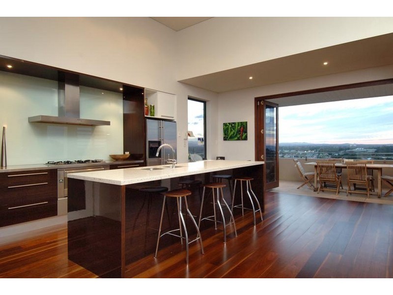 18a Brakes Crescent, Miami QLD 4220