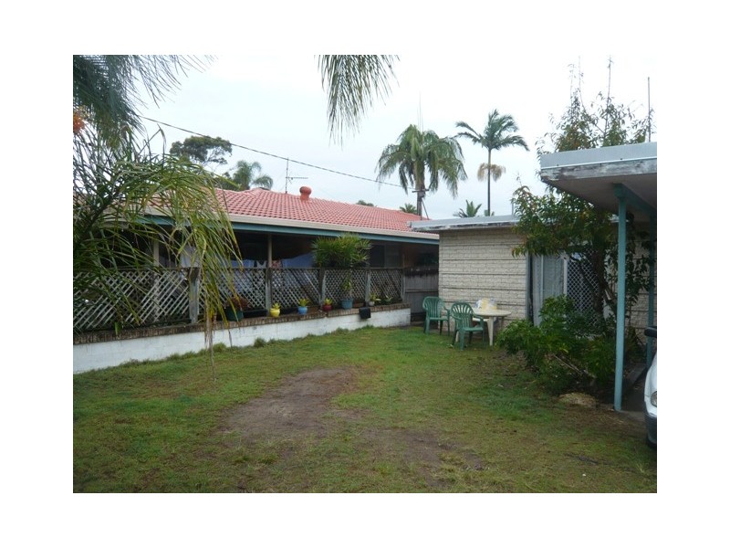 102 Dolphin Avenue, Mermaid Beach QLD 4218