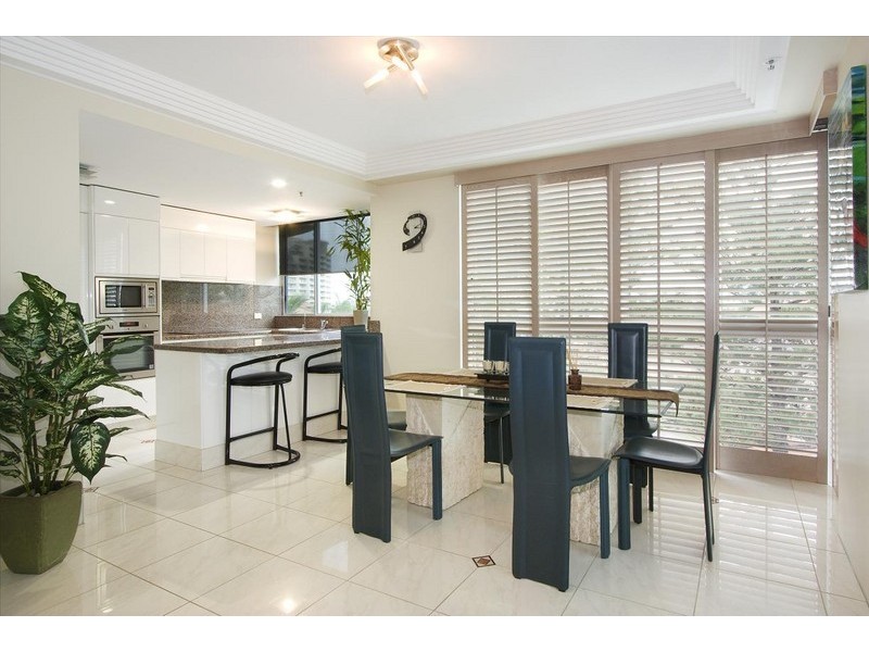 177 Old Burleigh Road, Broadbeach QLD 4218