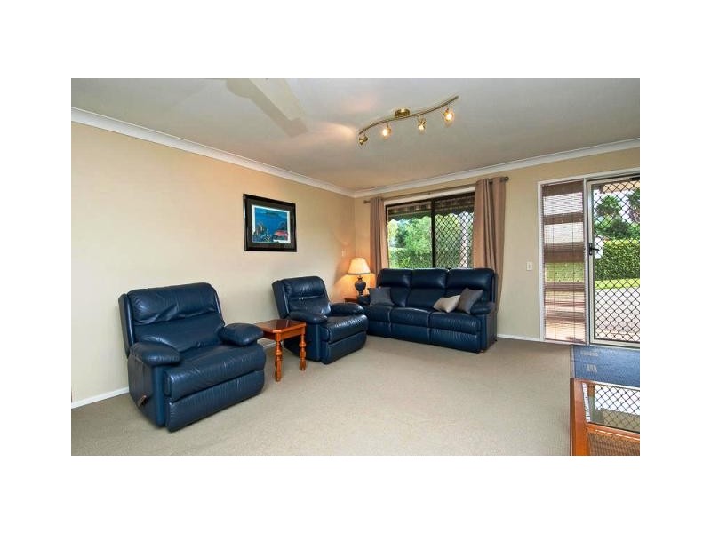 2/6 Tirau Place, Broadbeach Waters QLD 4218