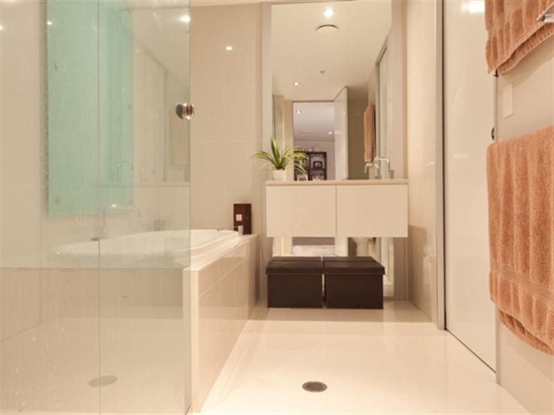 2806 ‘Q1′ 9 Hamilton Avenue, Surfers Paradise QLD 4217