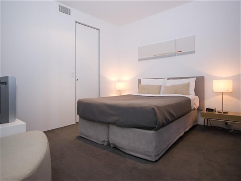 2806 ‘Q1′ 9 Hamilton Avenue, Surfers Paradise QLD 4217