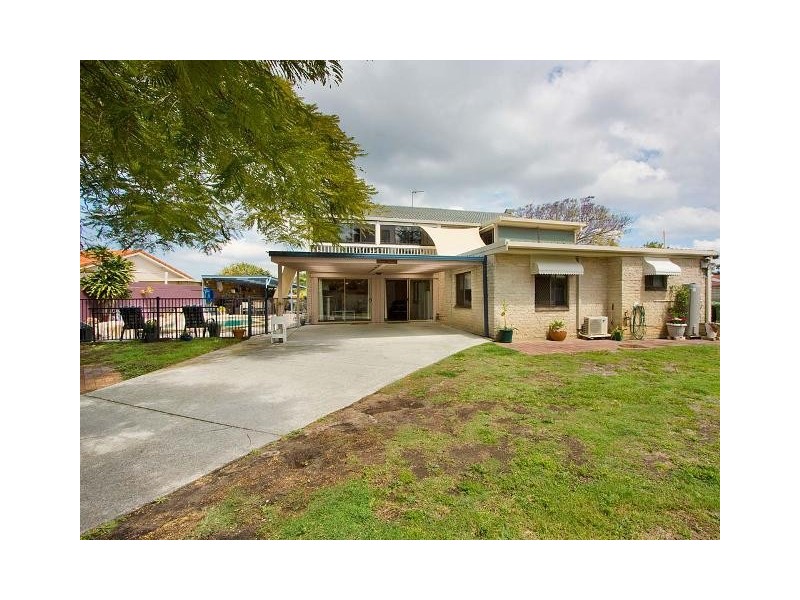 1 Gretel Drive, Mermaid Waters QLD 4218