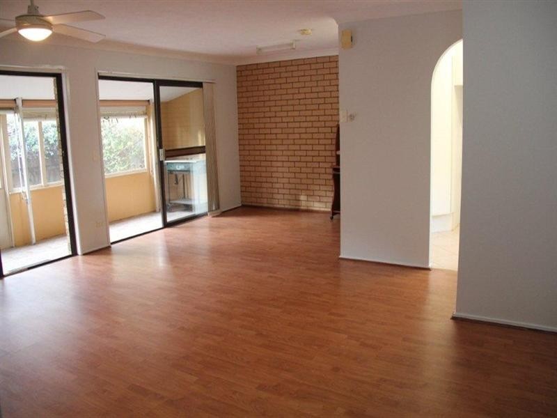 20/105 Christine Avenue, Burleigh Waters QLD 4220