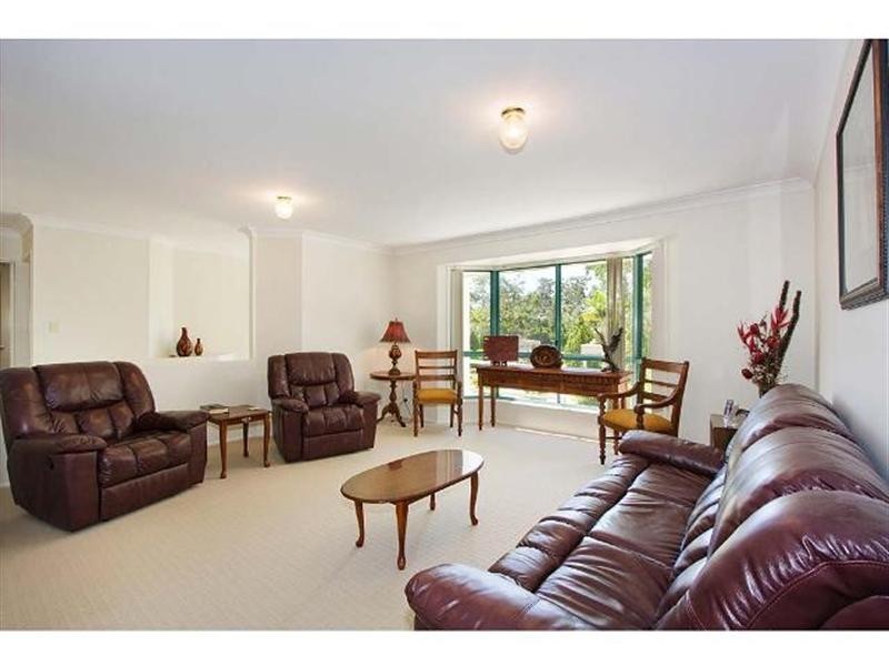 1 Wiltshire Drive, Mudgeeraba QLD 4213