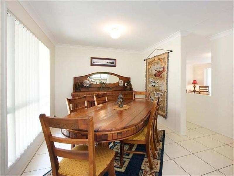 1 Wiltshire Drive, Mudgeeraba QLD 4213