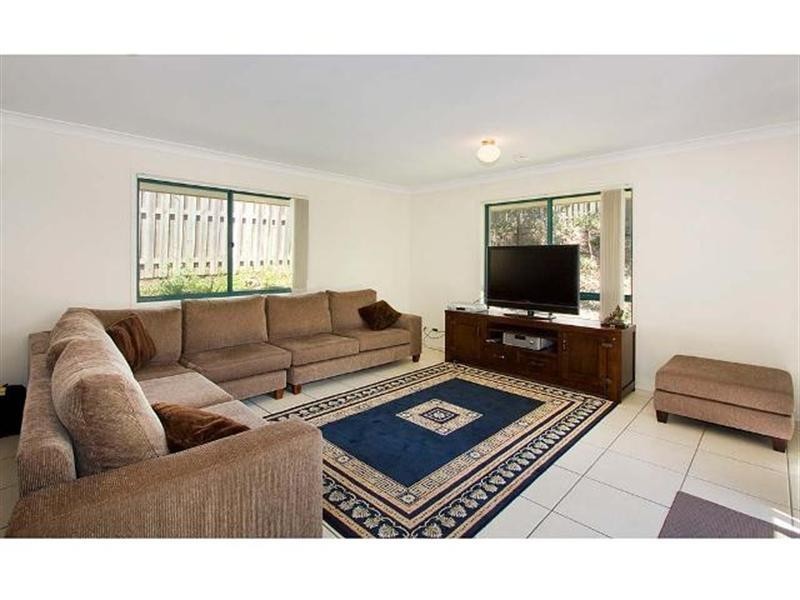 1 Wiltshire Drive, Mudgeeraba QLD 4213