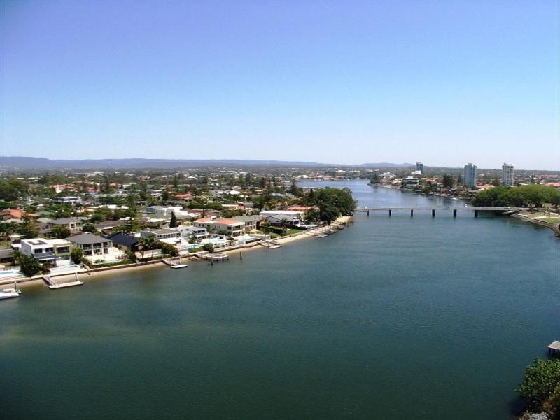 66 ‘Silverton’, 2940 Gold Coast Highway, Surfers Paradise QLD 4217