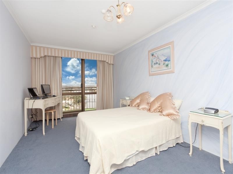 66 ‘Silverton’, 2940 Gold Coast Highway, Surfers Paradise QLD 4217