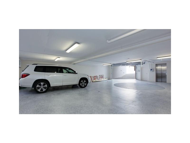 225 Jefferson Lane, Palm Beach QLD 4221