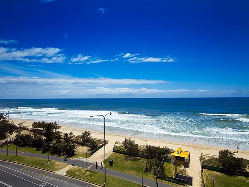 18 ‘Bahia’, 154 The Esplanade, Surfers Paradise QLD 4217