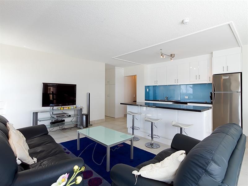 18 ‘Bahia’, 154 The Esplanade, Surfers Paradise QLD 4217