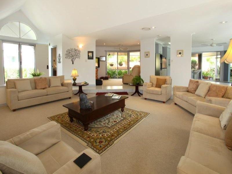 55 Fairway Drive, Clear Island Waters QLD 4226