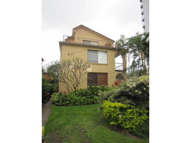 4/11 Britannia Avenue, Broadbeach QLD 4218