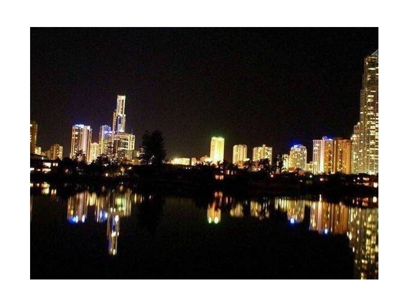 19 Naples Avenue, Surfers Paradise QLD 4217