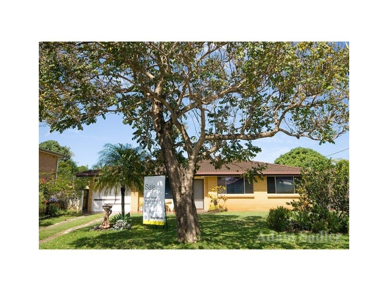 4 Summerland Key, Broadbeach Waters QLD 4218