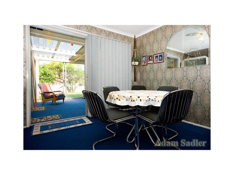 4 Summerland Key, Broadbeach Waters QLD 4218