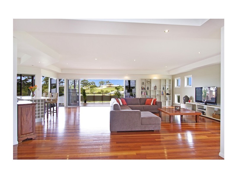 4 Lita Court, Tallebudgera QLD 4228