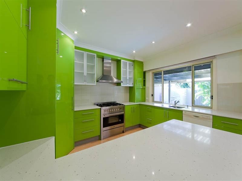 37 Shaw Street, Southport QLD 4215