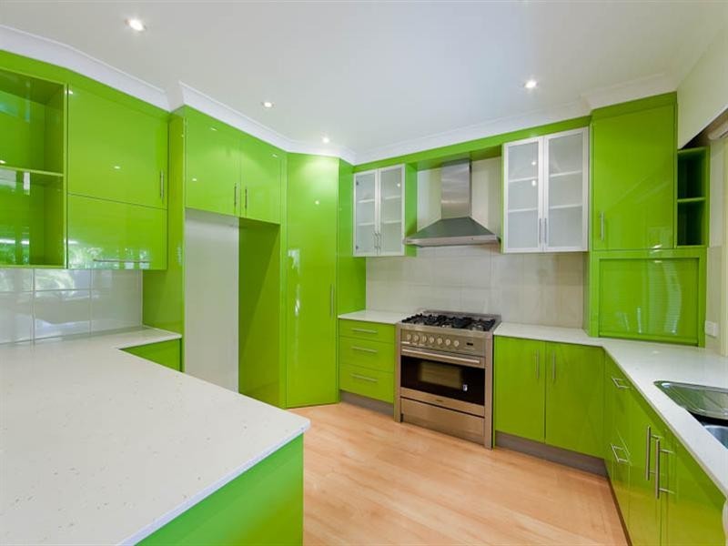 37 Shaw Street, Southport QLD 4215