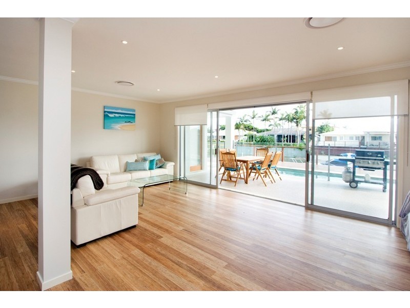 Broadbeach Waters QLD 4218