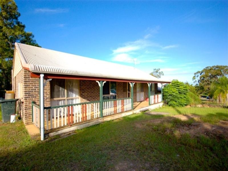 18 Fenton Drive, Tallebudgera QLD 4228