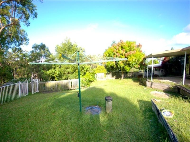 18 Fenton Drive, Tallebudgera QLD 4228