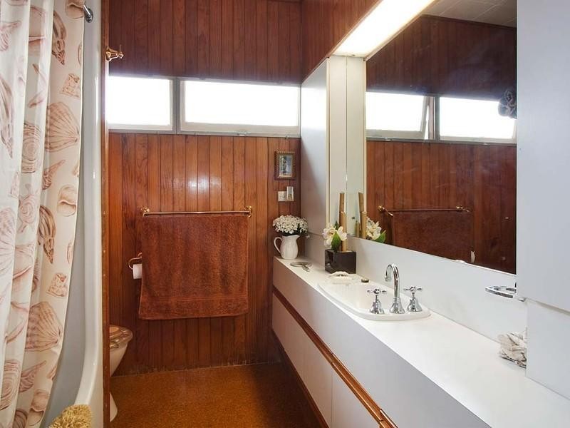 14 Bath Street, Labrador QLD 4215