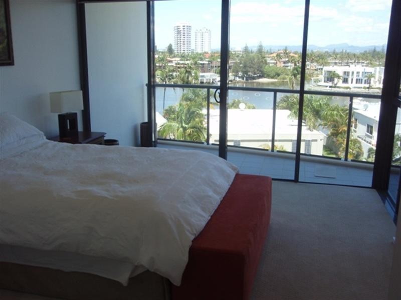 501 ‘Riva on Chevron’, 6 Tarcoola Crescent, Chevron Island QLD 4217