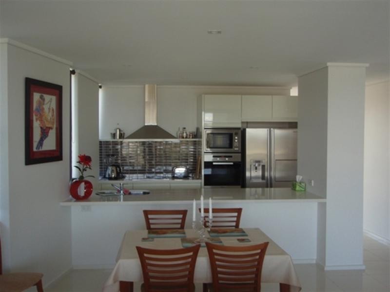 501 ‘Riva on Chevron’, 6 Tarcoola Crescent, Chevron Island QLD 4217