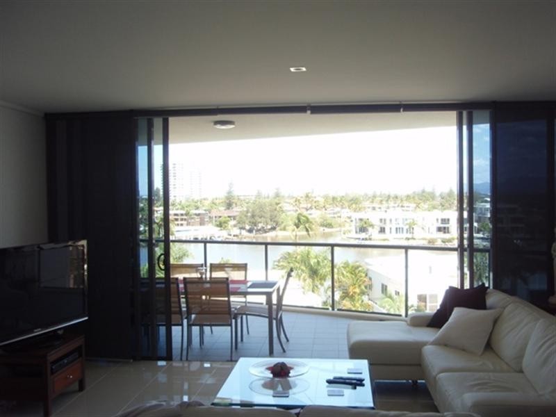 501 ‘Riva on Chevron’, 6 Tarcoola Crescent, Chevron Island QLD 4217