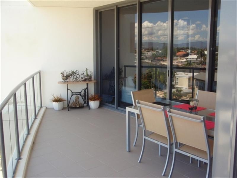 501 ‘Riva on Chevron’, 6 Tarcoola Crescent, Chevron Island QLD 4217